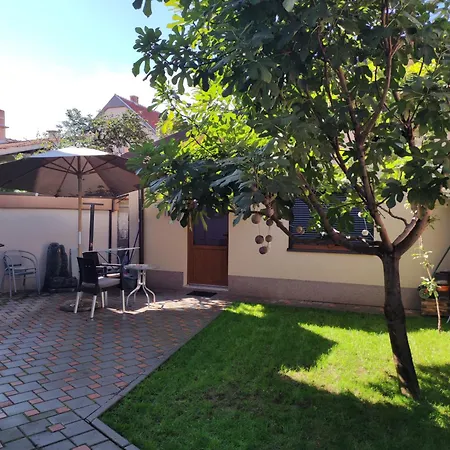 Apartment A&s